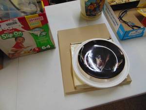 lot 1323 image: Leaded Cross and Collectible Plates