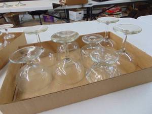 lot 1330 image: Custard Glasses and Stemware