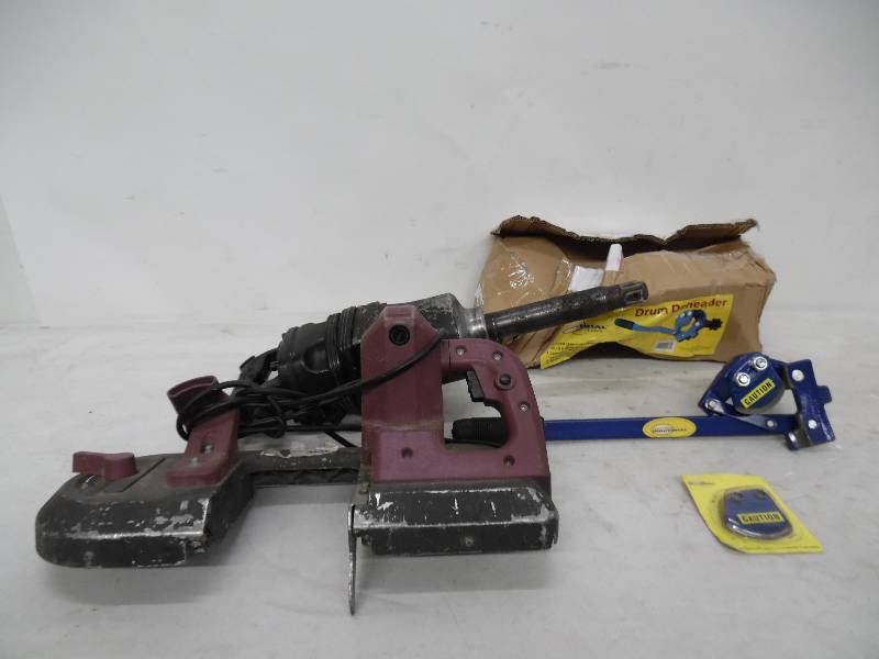 lot 2048 image: Northern Industrial Powertool Lot