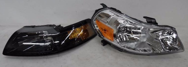 lot 20 image: Lot of Headlights