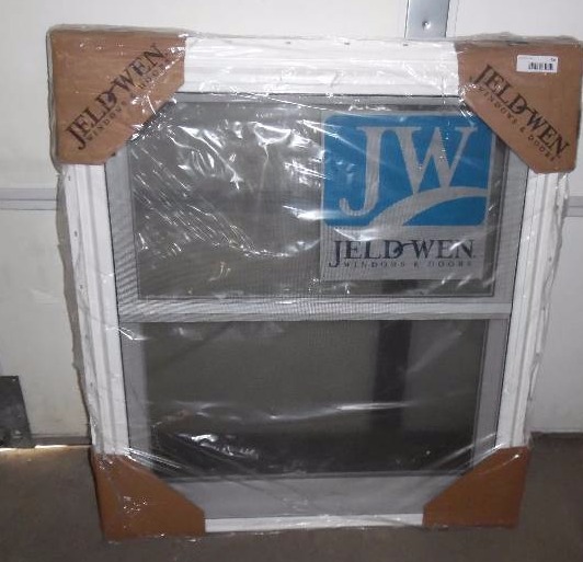 lot 34 image: NEW Jeld-Wen& D Builders Vinyl Double Class R-PG35 Window