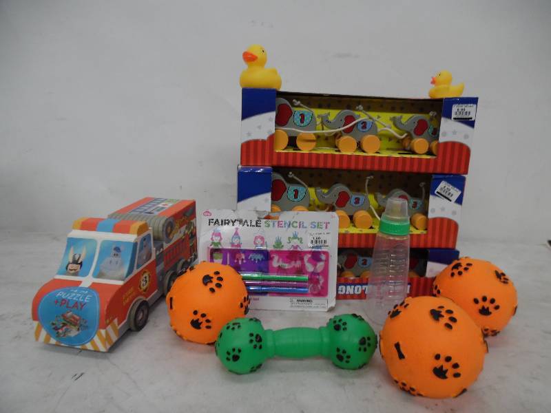 lot 72 image: ToyLotPet Toy lot