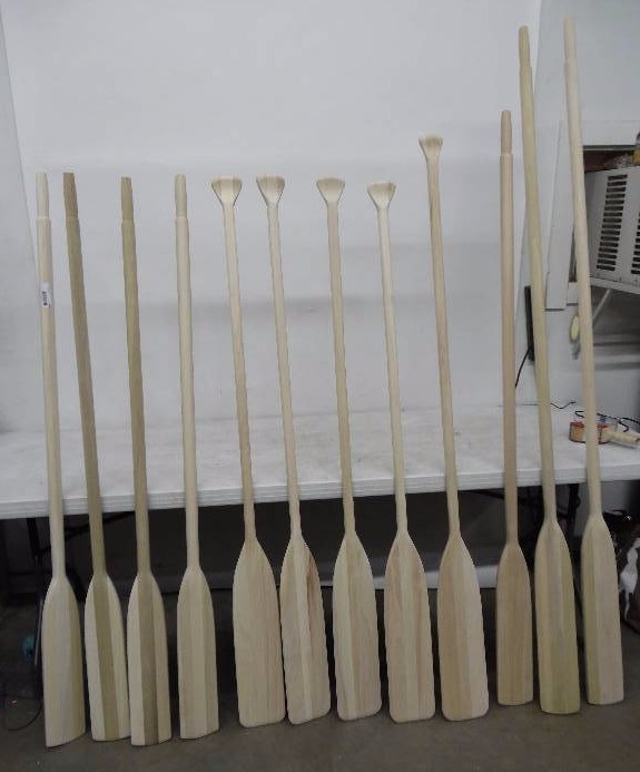 lot 98 image: NEWLot of 12 Wood Oars
