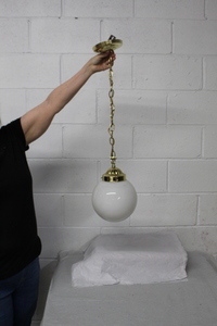 lot 9556 image: Pendant Light