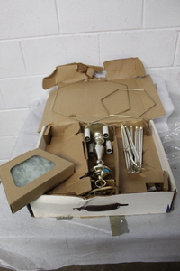 lot 9558 image: Light Fixture
