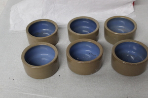 lot 9567 image: 6 Pottery Bowls
