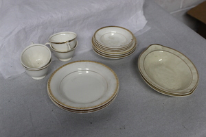 lot 9588 image: Dishes