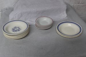 lot 9594 image: Bowls