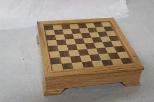 lot 9495 image: Wood Chess Game