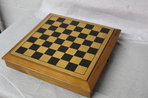 lot 9496 image: Wood Chess Set