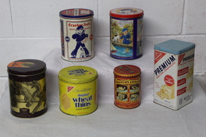 lot 9503 image: Vintage Tins