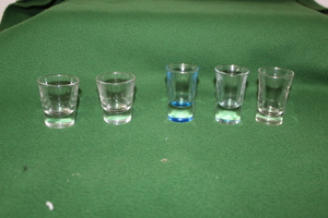 lot 9509 image: Shot Glasses