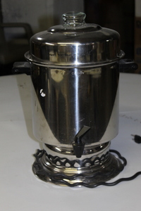 lot 9617 image: Coffee Warmer