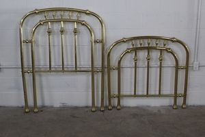 lot 9638 image: Brass Bed Twin size has rails