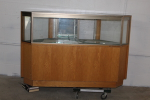 lot 9648 image: Corner Showcase