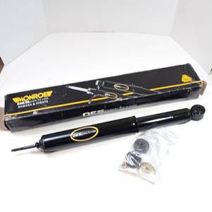 lot 109 image: Monroe o e Spectrum shock and struts