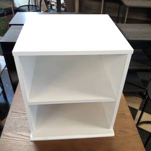 lot 39 image: White 2 tier nightstand bookshelf combo