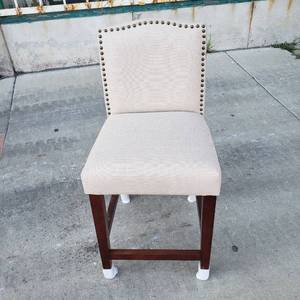 lot 78 image: Parsons Bar Stool