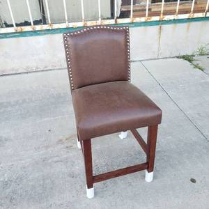 lot 80 image: Leather Bar Stool