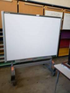 lot 3004 image: Smart Board on Wheels