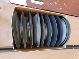 lot 3010 image: Lot of Wall Clocks
