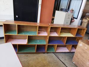 lot 3019 image: Folding Wooden Cubby Shelf