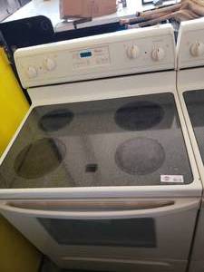lot 3040 image: Whirlpool Glass Top Oven
