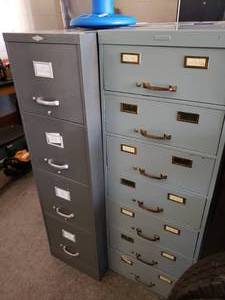lot 3049 image: 2 Grey File Cabinets