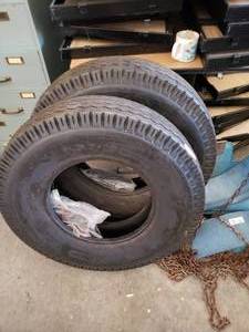 lot 3050 image: Pair of WLD50 Tires