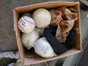 lot 3053 image: Box of Baseballs