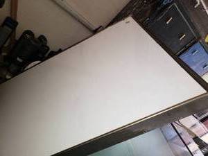 lot 3059 image: Large Whiteboard