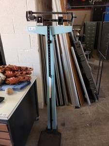 lot 3092 image: Blue Health-o-Meter Scale