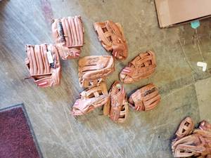 lot 3096 image: Lot of Baseball Gloves