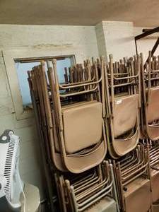 lot 3107 image: Large Lot of Metal Folding Chairs
