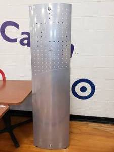 lot 3114 image: Tall Metal Coat Rack