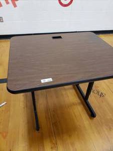 lot 3145 image: Dark Square Table