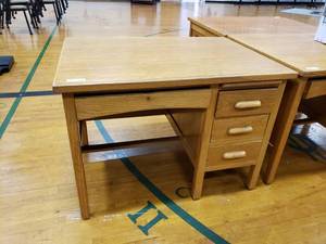 lot 3165 image: 4 Drawer Wooden Desk