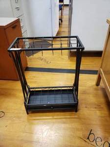 lot 3167 image: Small Black Hanging Rack