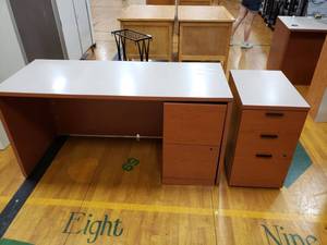lot 3168 image: Desk with Addition Storage