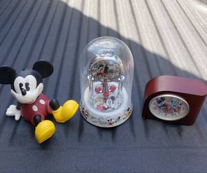 lot 9215 image: Disneys Mickey Mouse Clocks and Figurine