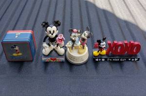 lot 9216 image: Disneys Mickey Mouse Group With Keepsake Box