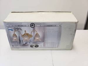 lot 9240 image: Hampton Bay New Old Stock Vanity Light