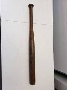lot 9266 image: Wood Bat