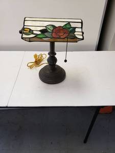 lot 9299 image: Desk Lamp