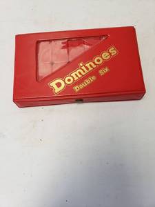 lot 9300 image: Dominos w Case