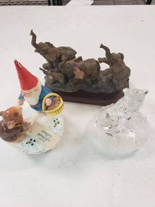 lot 9309 image: Animal Figurines 3