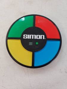 lot 9335 image: Simon The Game