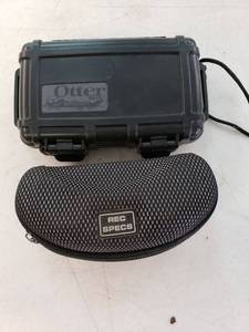 lot 9374 image: Otter Box and Glass Case