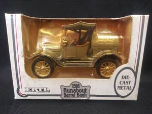 lot 5365 image: Vintage 1991 Ertl 1918 AGWAY Country Values Store Runabout Barrel Bank Die Cast Truck wWood Detail in Original Box