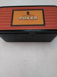 lot 8028 image: Texas Holdem Poker Boxed